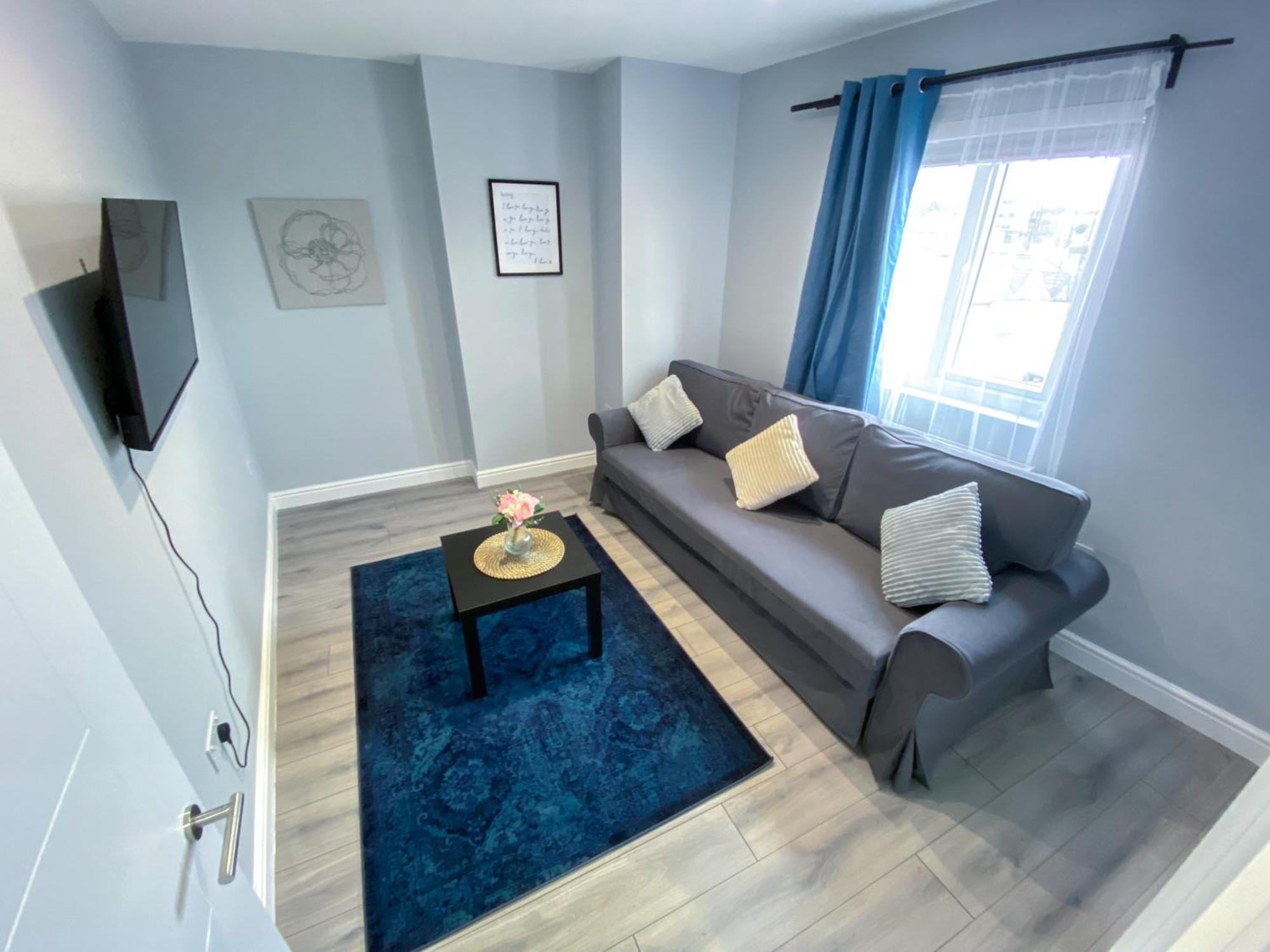 Large 1-Bedroom Flat, 5 Guest, London - F4 Exterior foto